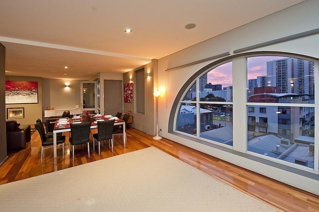 New York On King Apartment Perth Room photo