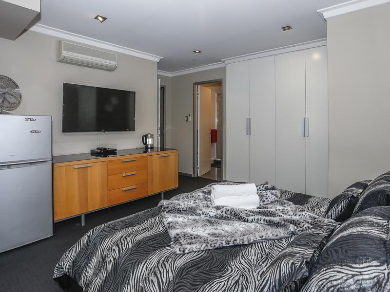 New York On King Apartment Perth Exterior photo